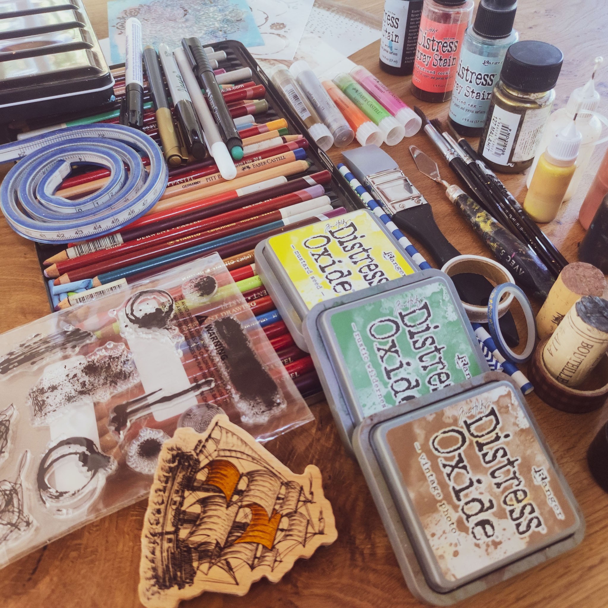 Mixed Media Atelier